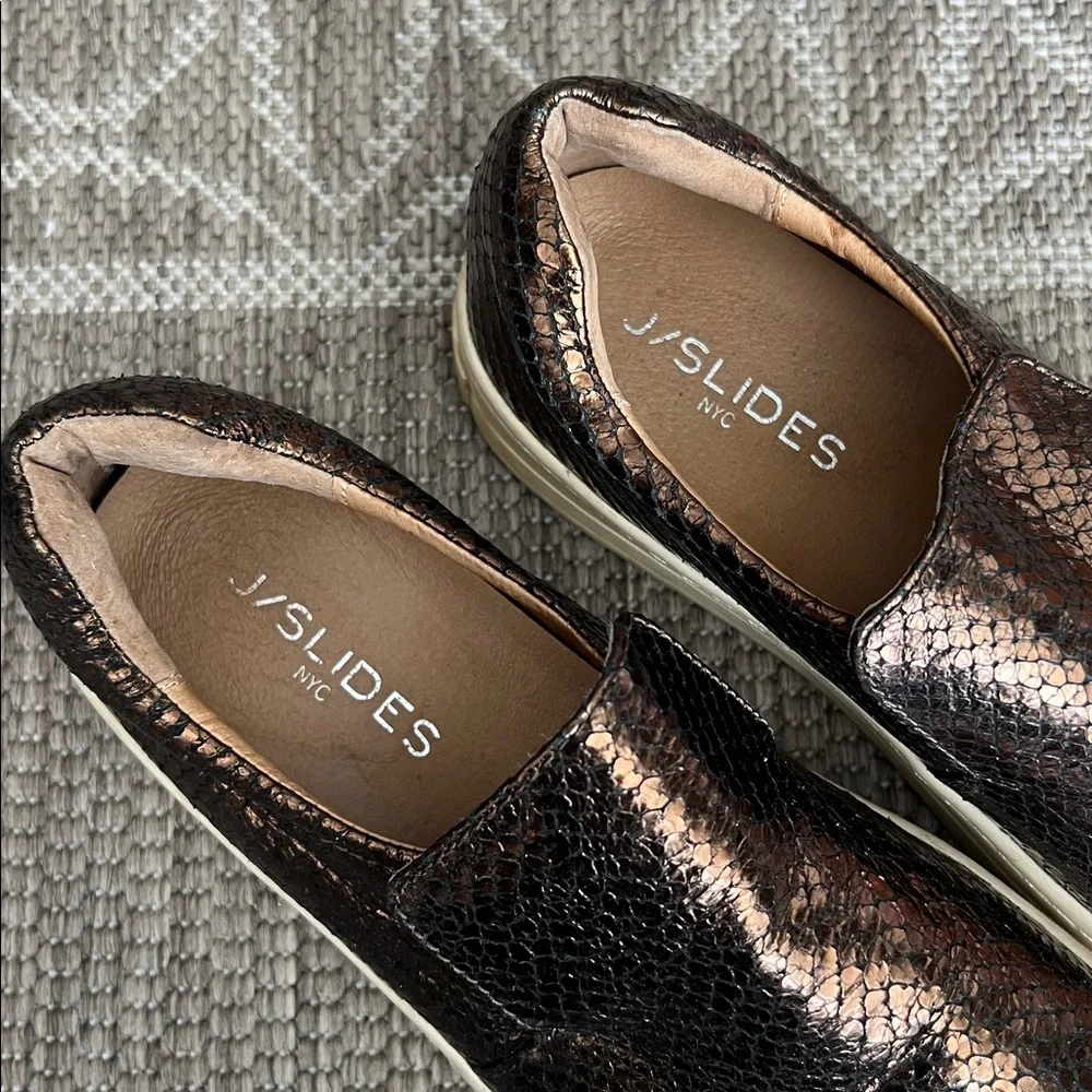 J/Slides Bronze Metallic Embossed Snake Print Slide on Platform Sneakers 7.5